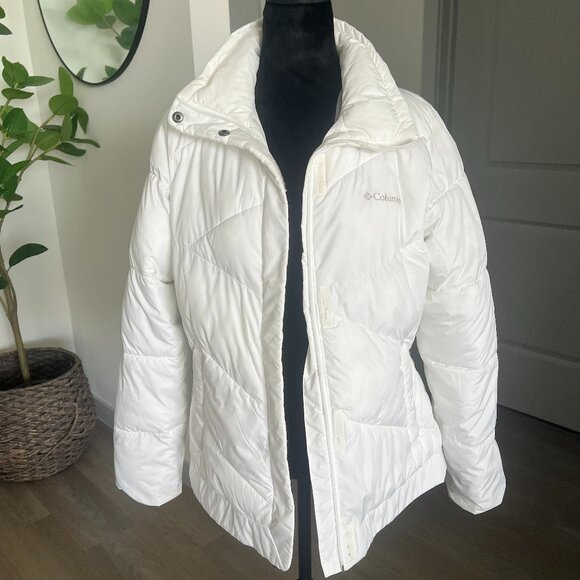 Colombia White Puffer Jacket Womens Medium Zip Button Up Detach Faux Fur Hood - Picture 1 of 10